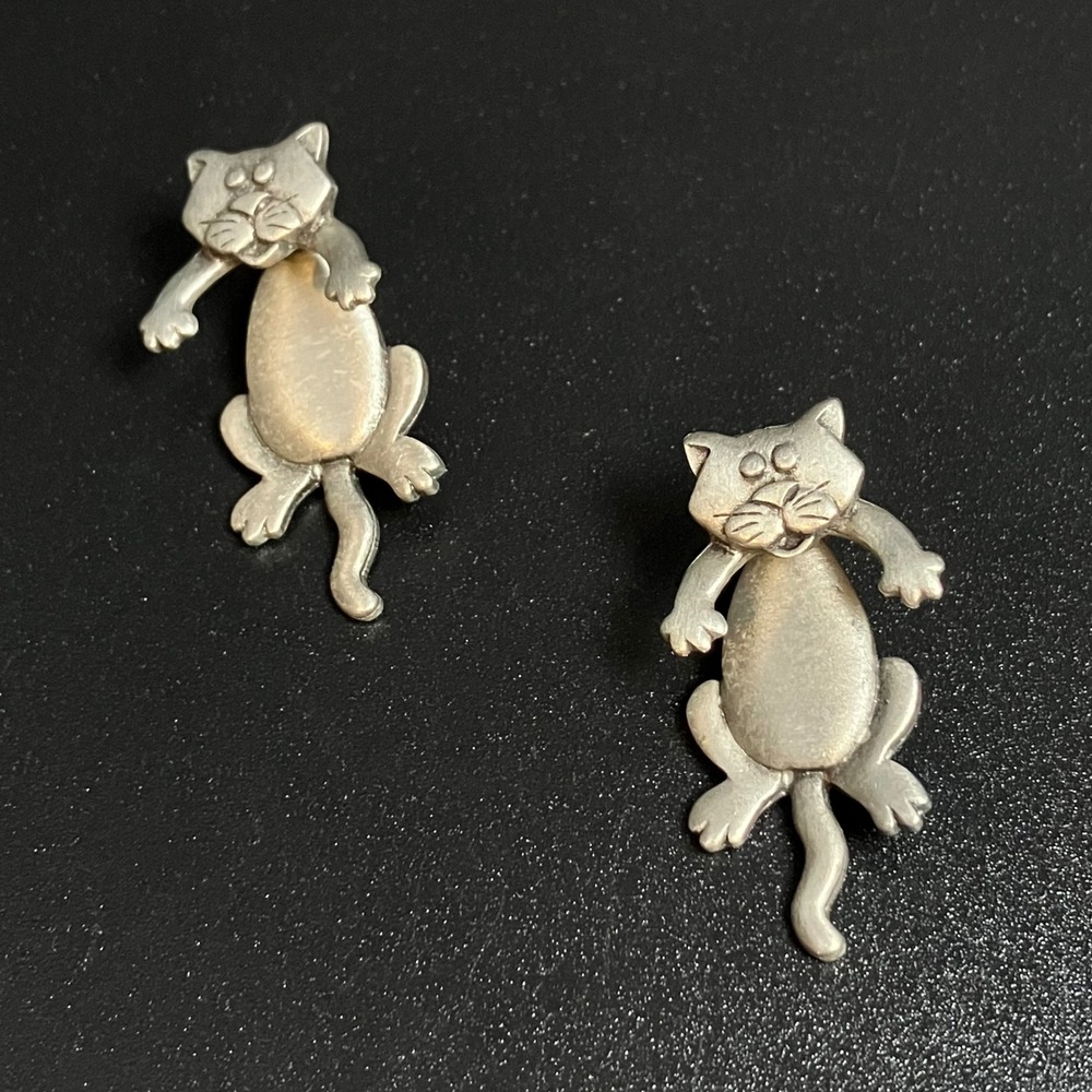 Vintage JJ Jonette Jewelry Cat Jacket Earrings Silver Pewter Whimsical Animal